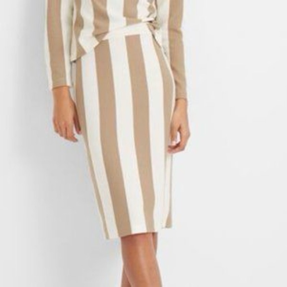 Club Monaco Cream and Tan Striped Knit Skirt